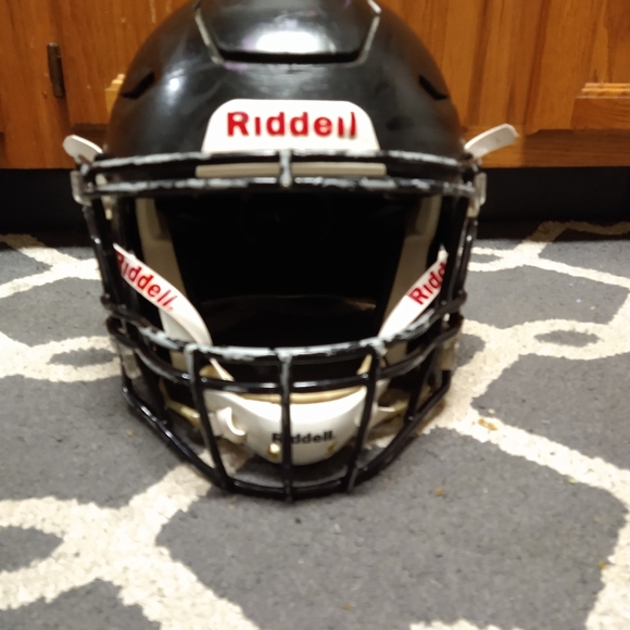 Used Adult Large Riddell Speedflex R41195 Helmet - Picture 3 of 6